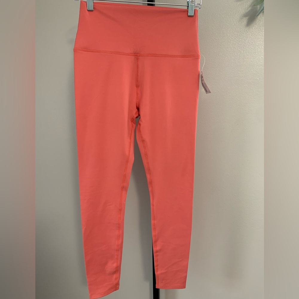 NWT Core 10 Coral High-Waisted Leggings